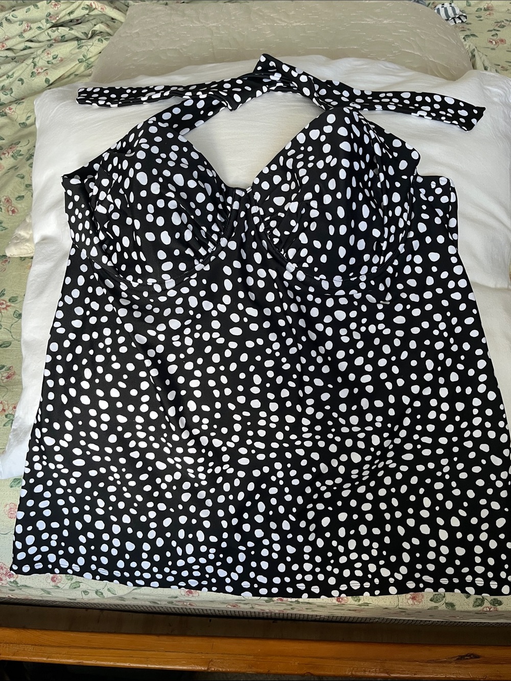Brand new,smart & sexy Black and White Polka Dot Halter Camisole.Never worn.